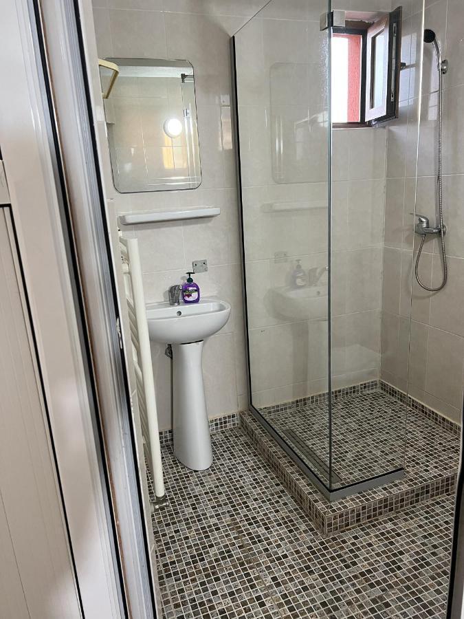 Hotel Monte Carlo Piteşti Kültér fotó