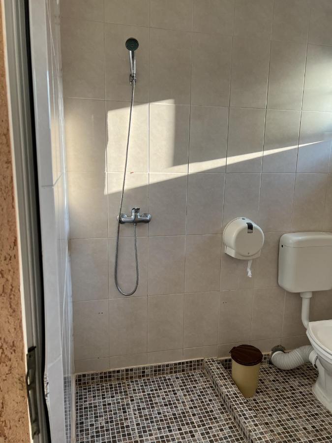 Hotel Monte Carlo Piteşti Kültér fotó